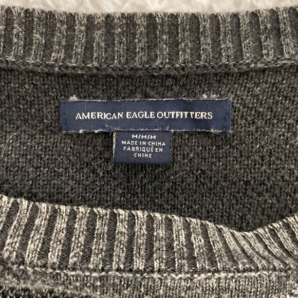 American Eagle / Gray Crew Neck Sweater - Picture 5 of 6